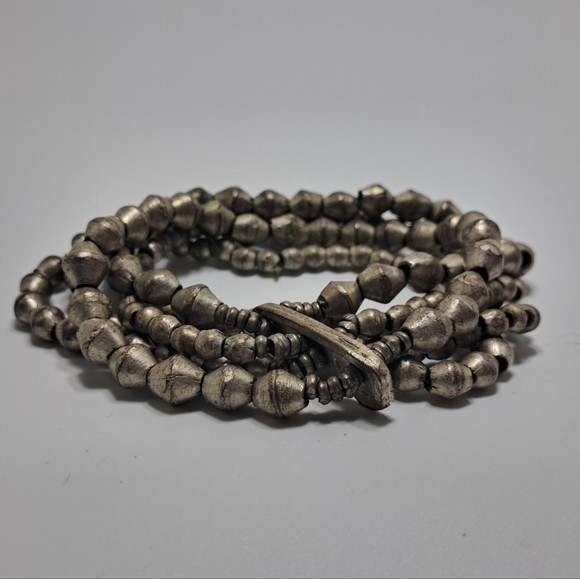 Ethiopian Aluminum Beaded Bracelet - Picture 5 of 6